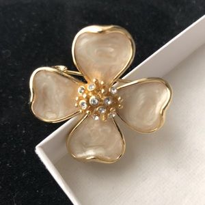 Cream Floral Goldtone Brooch Pin